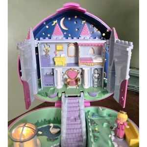 SOLD VTG Polly Pocket Starlight Castle Complete Working Bluebird